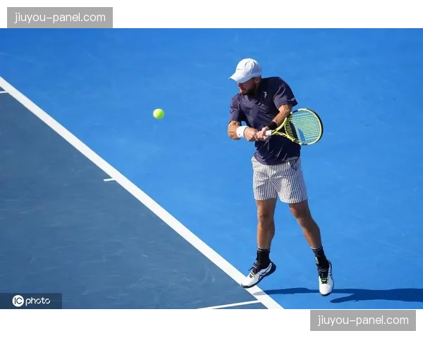 黄泽林6-4、6-4击败斯库尔凯特,ATP德拉海滩公开赛晋级正赛 黄泽林6-4、6-4击败斯库尔凯特,ATP德拉海滩公开赛晋级正赛