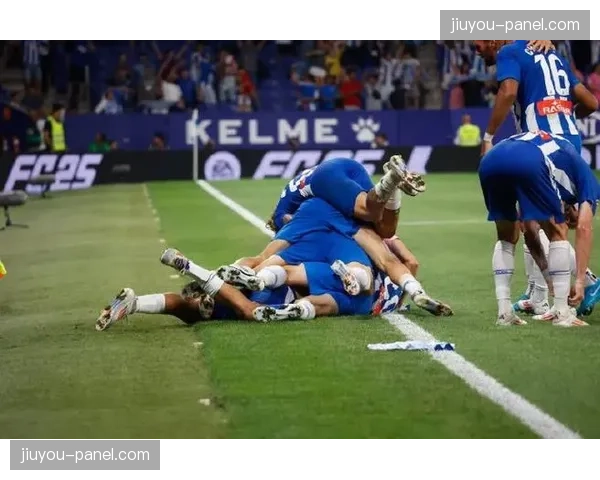 西班牙人客场挑战巴列卡诺，保级区边缘生死战